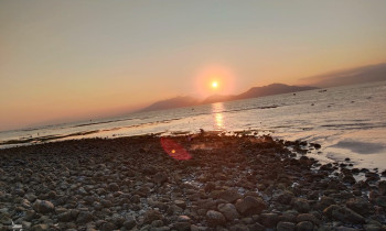 SETIDAKNYA DIA PERGI DAN AKAN KEMBALI